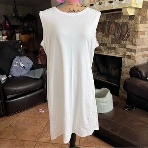 Elegant White Midi Dress